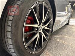 تۆیۆتا کامری